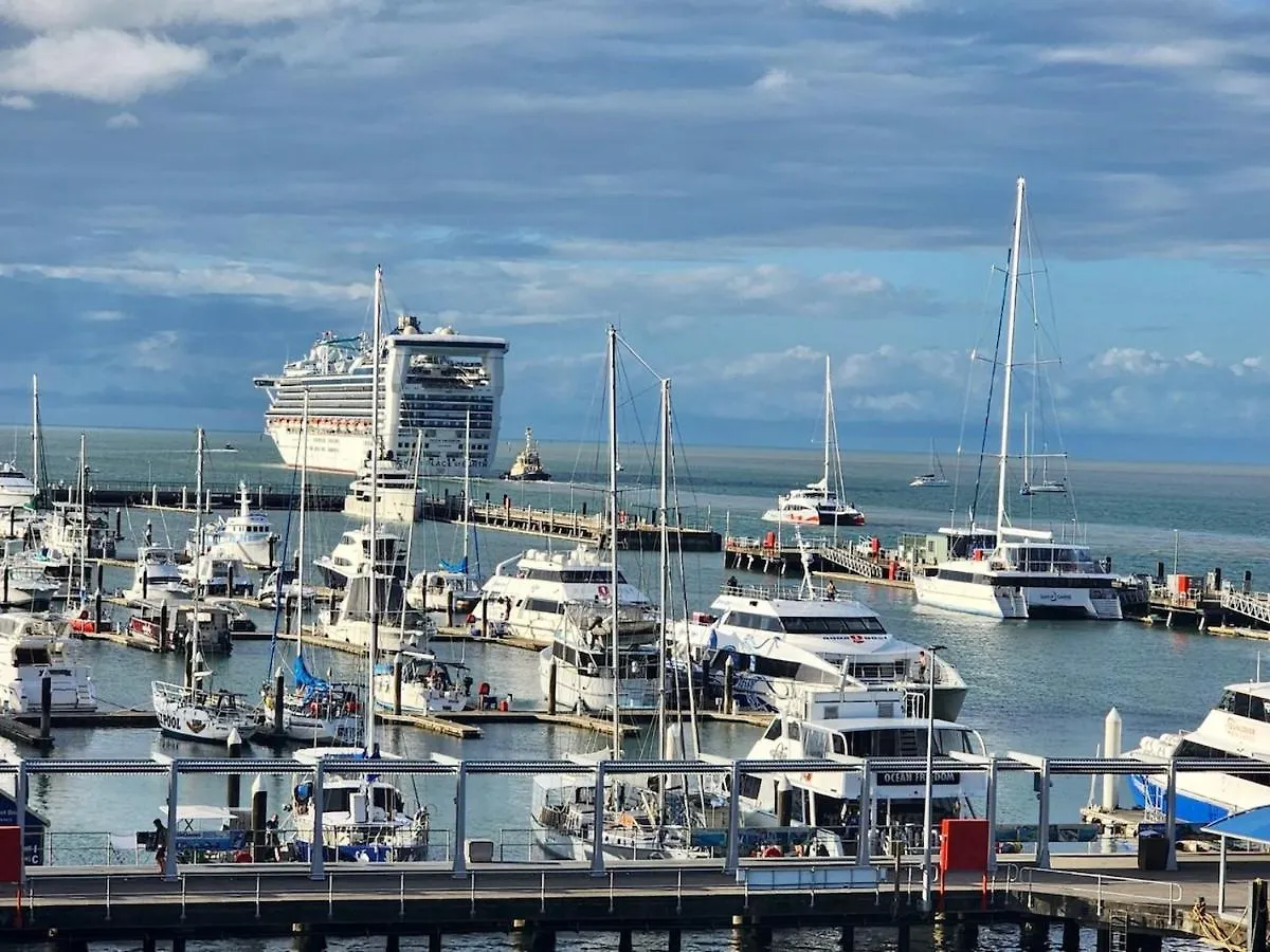 Cairns Waterfront Luxury At Harbourlights Apartment Australia